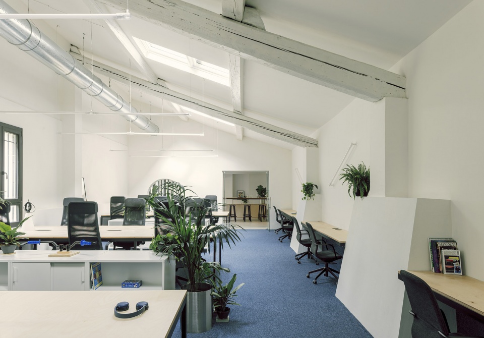 monogrids headquarters extension by afsa