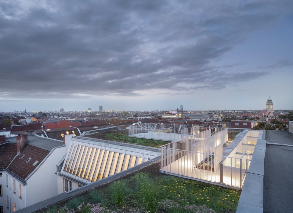 Roof with 20 concrete ribs Berlin Germany by ATELIER ZAFARI