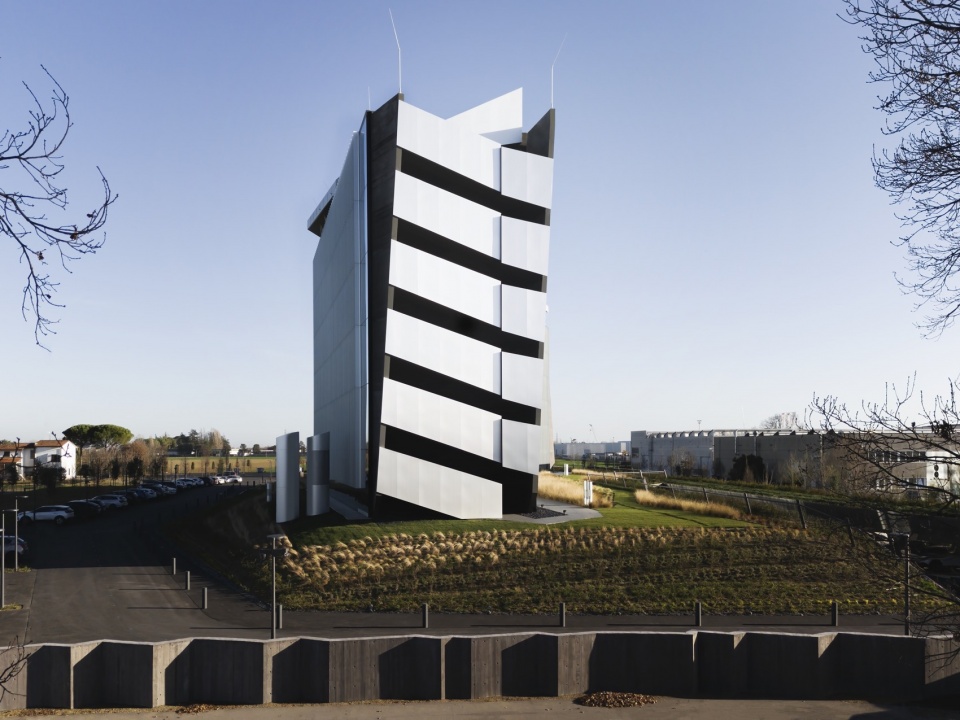 The Sidera by tissellistudioarchitetti