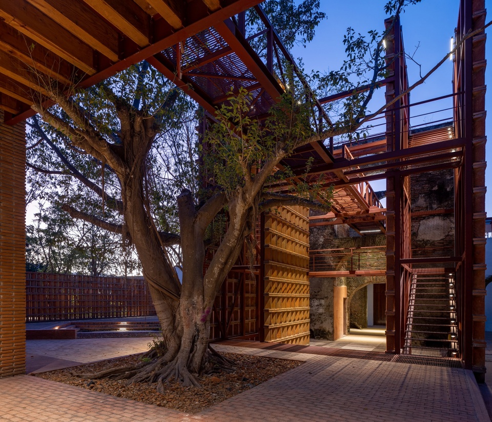 ex aduana san blas cultural center by colectivo c733