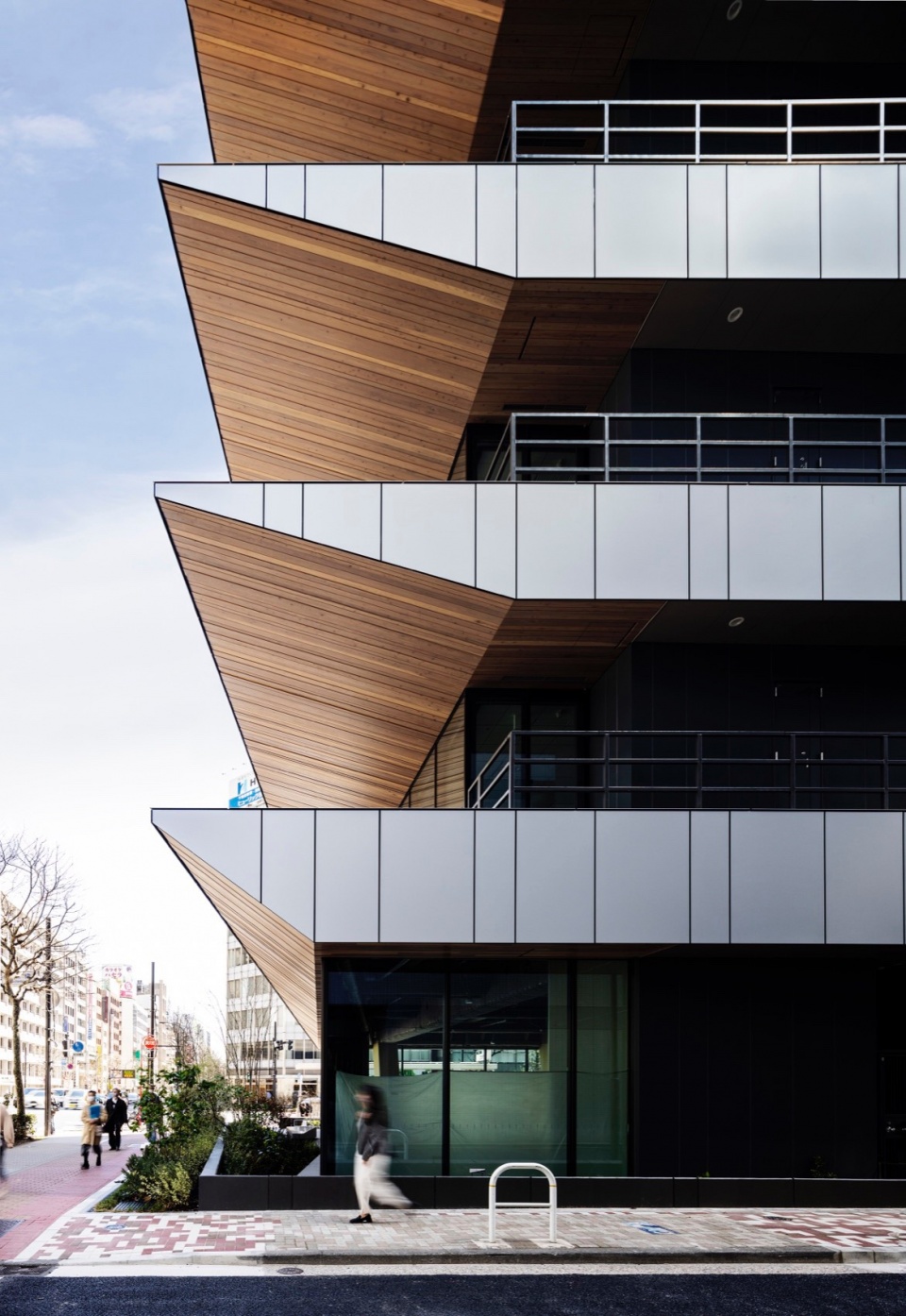 ginsen nishi shimbashi building by nikken sekkei ltd