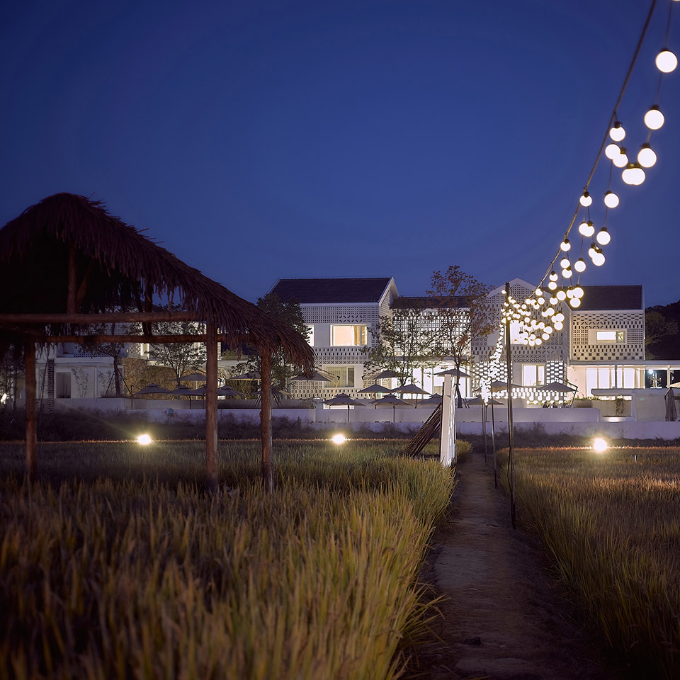 village restaurant by interior architecture studio studiohu njusaup