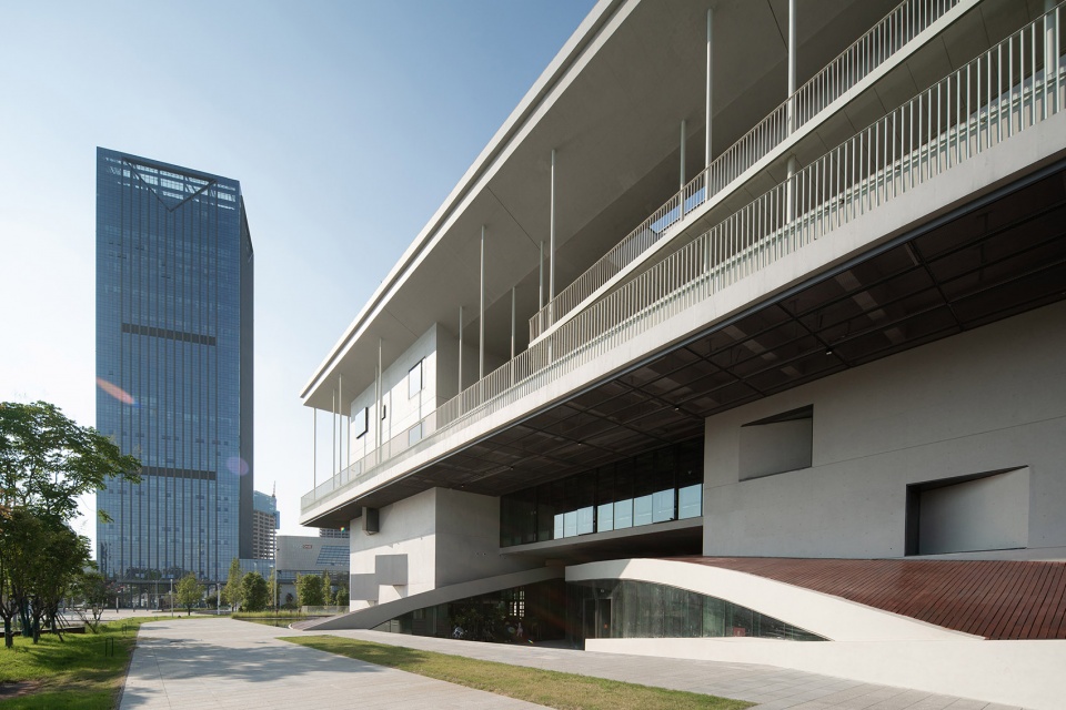 mango malashan cultural plaza by regional studio