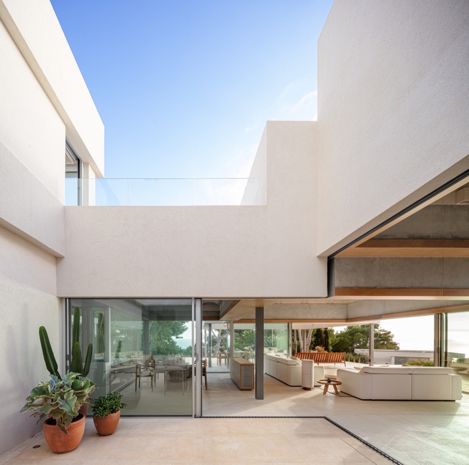 Bundle House by NOMO STUDIO