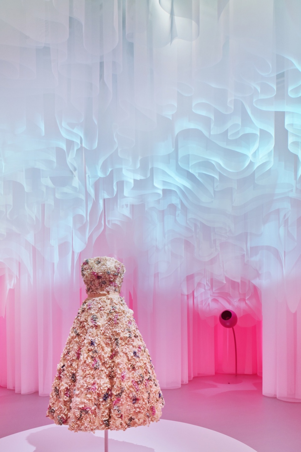 miss dior exhibition by oma