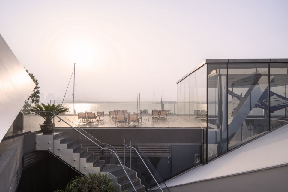 wind garden post station by isozaki huqian partners