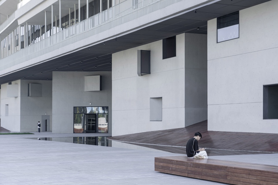 mango malashan cultural plaza by regional studio