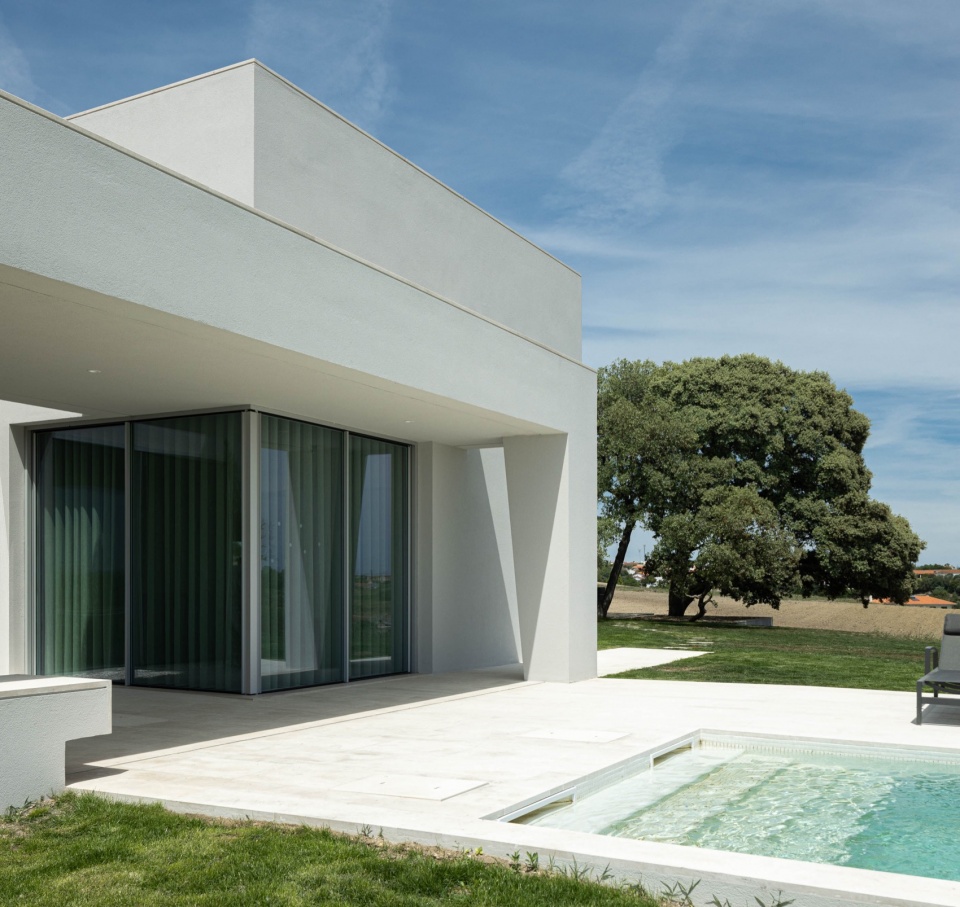 house in romeira by dp arquitectos