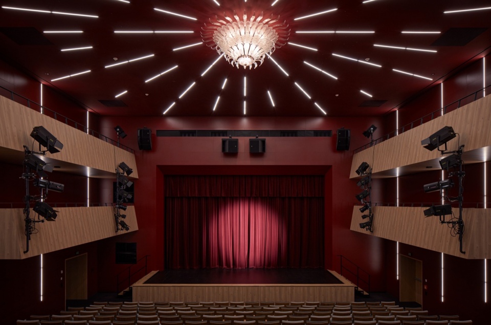 jirasek theatre reconstruction by adam rujbr architects