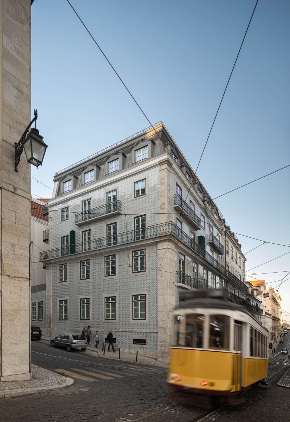 victor cordon multi family housing by fragmentos