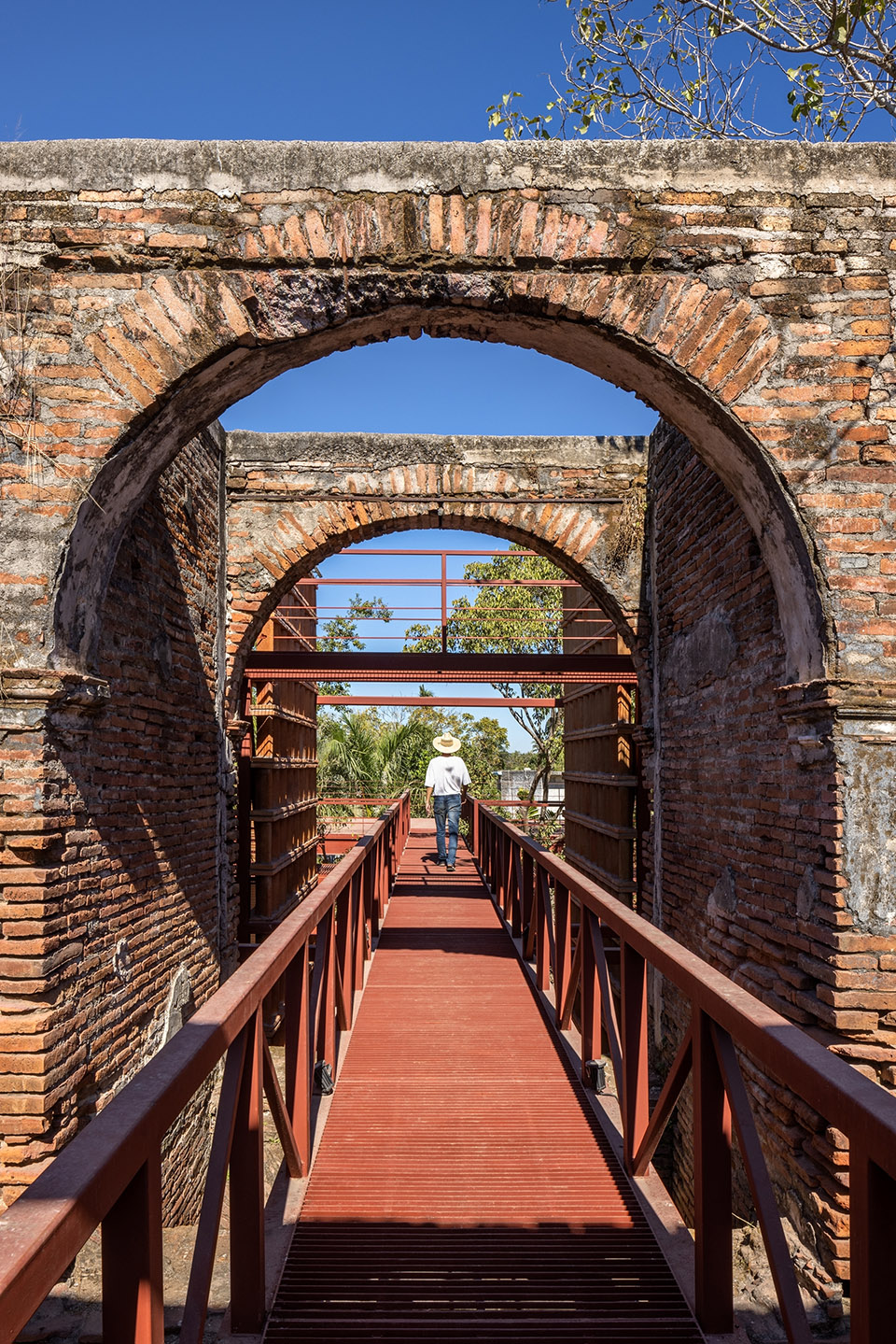 ex aduana san blas cultural center by colectivo c733