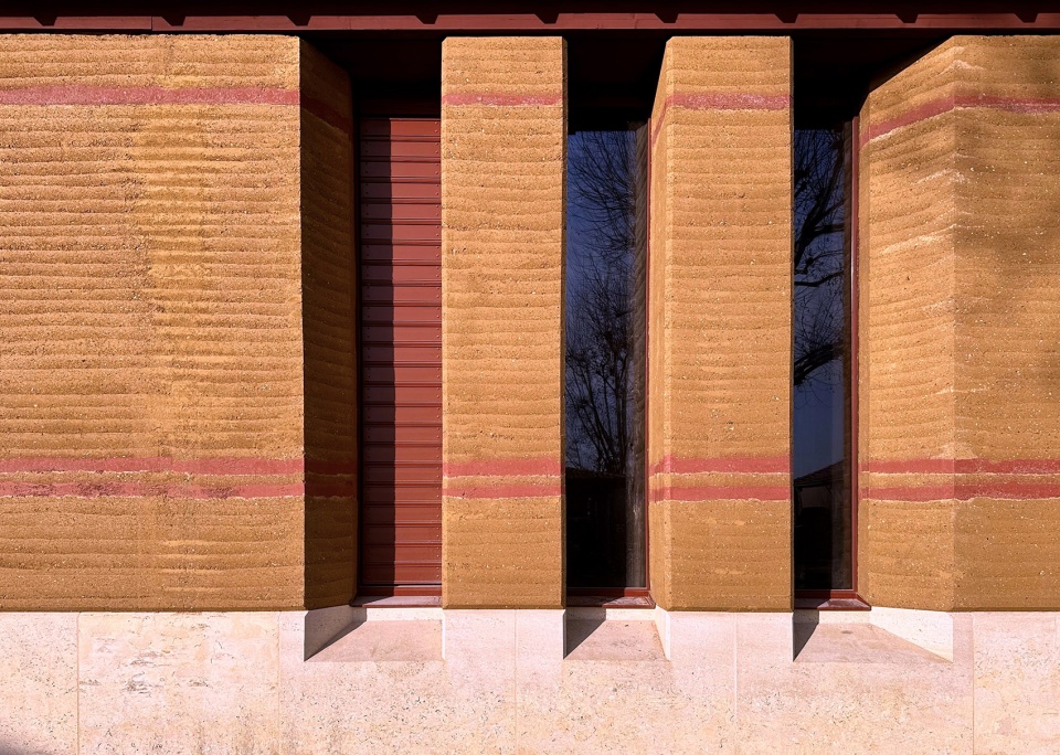 cantenac brown by philippe madec apm associes