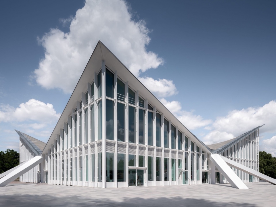 Hyparschale Magdeburg Reopened