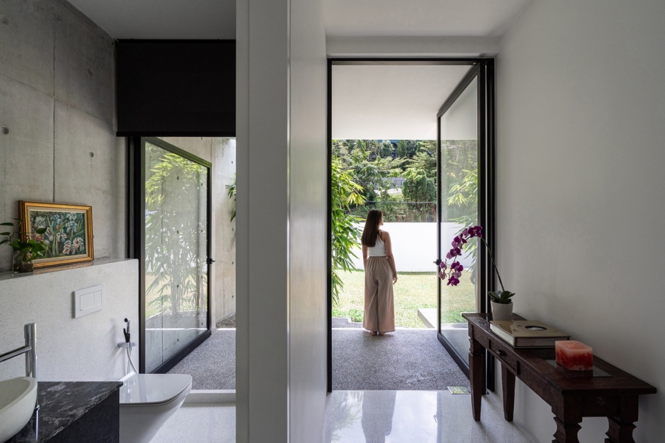 Tessera House by Fabian Tan Architect