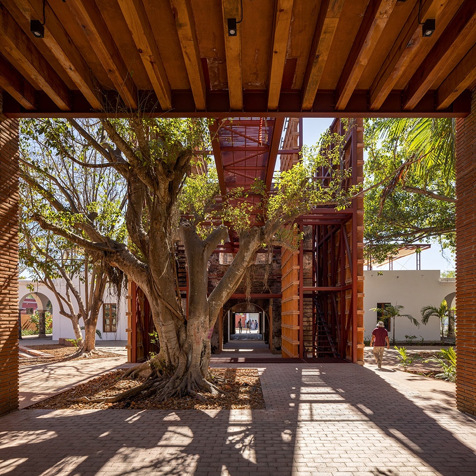 ex aduana san blas cultural center by colectivo c733
