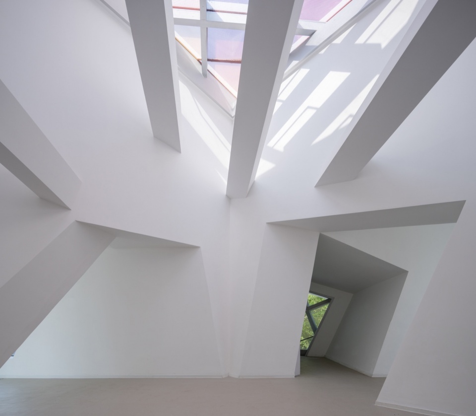 wind garden post station by isozaki huqian partners