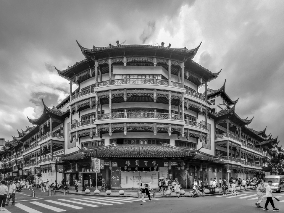Urban Regeneration of Shanghai Yuyuan Commercial Area