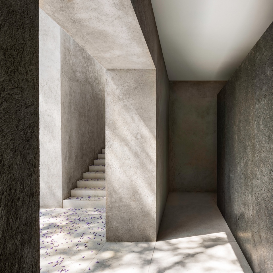 swiss residence in mexico city by fhv