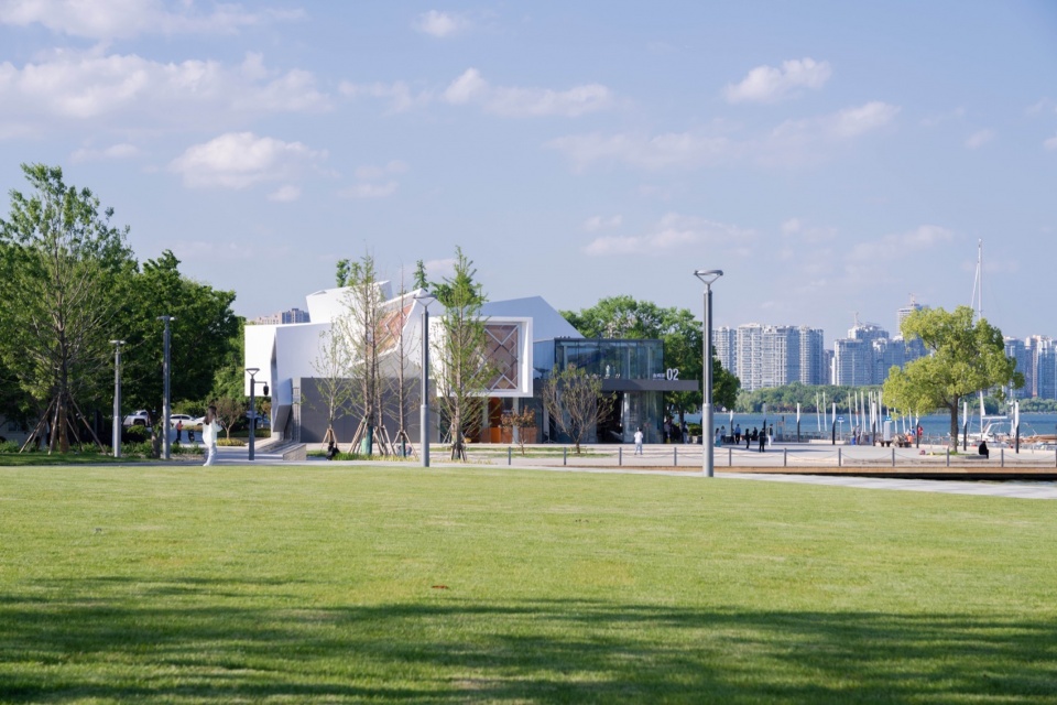 wind garden post station by isozaki huqian partners