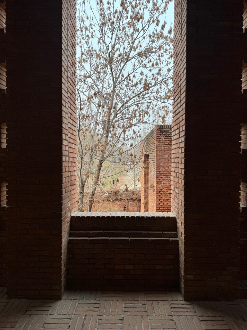 red brick art museum by dong yugan
