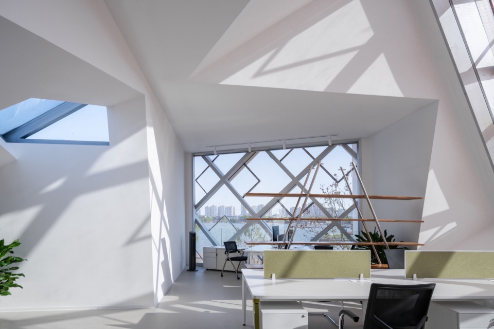 wind garden post station by isozaki huqian partners