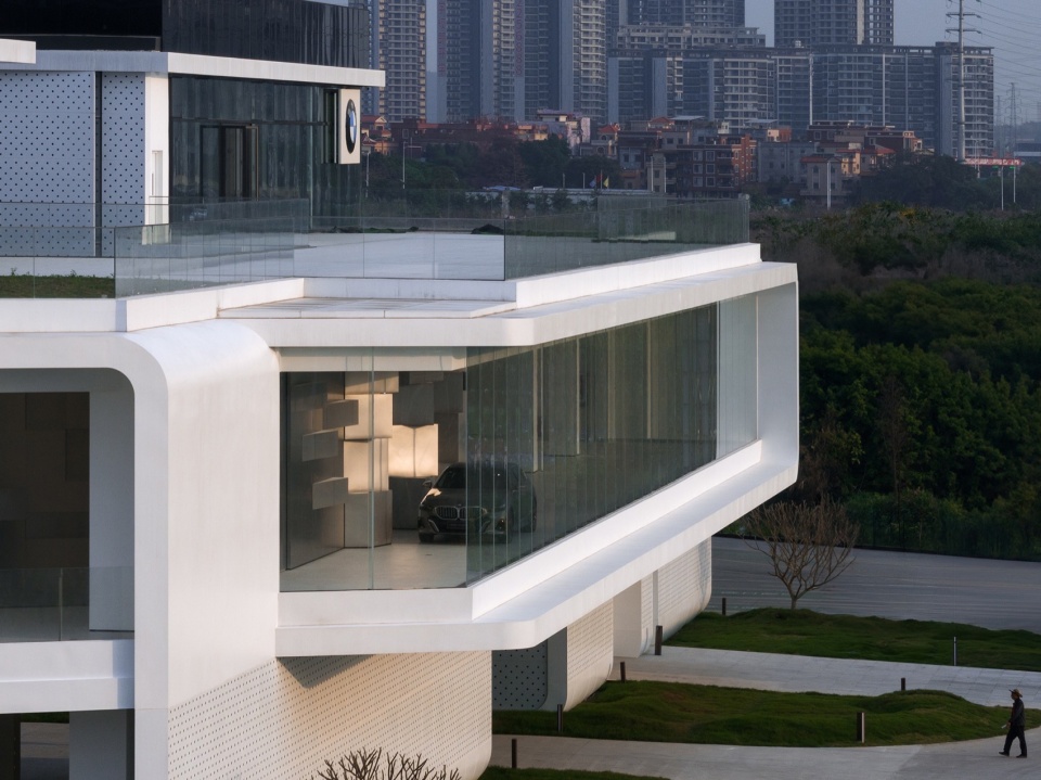 bmw foshan baochuang center by archihope uk ltd