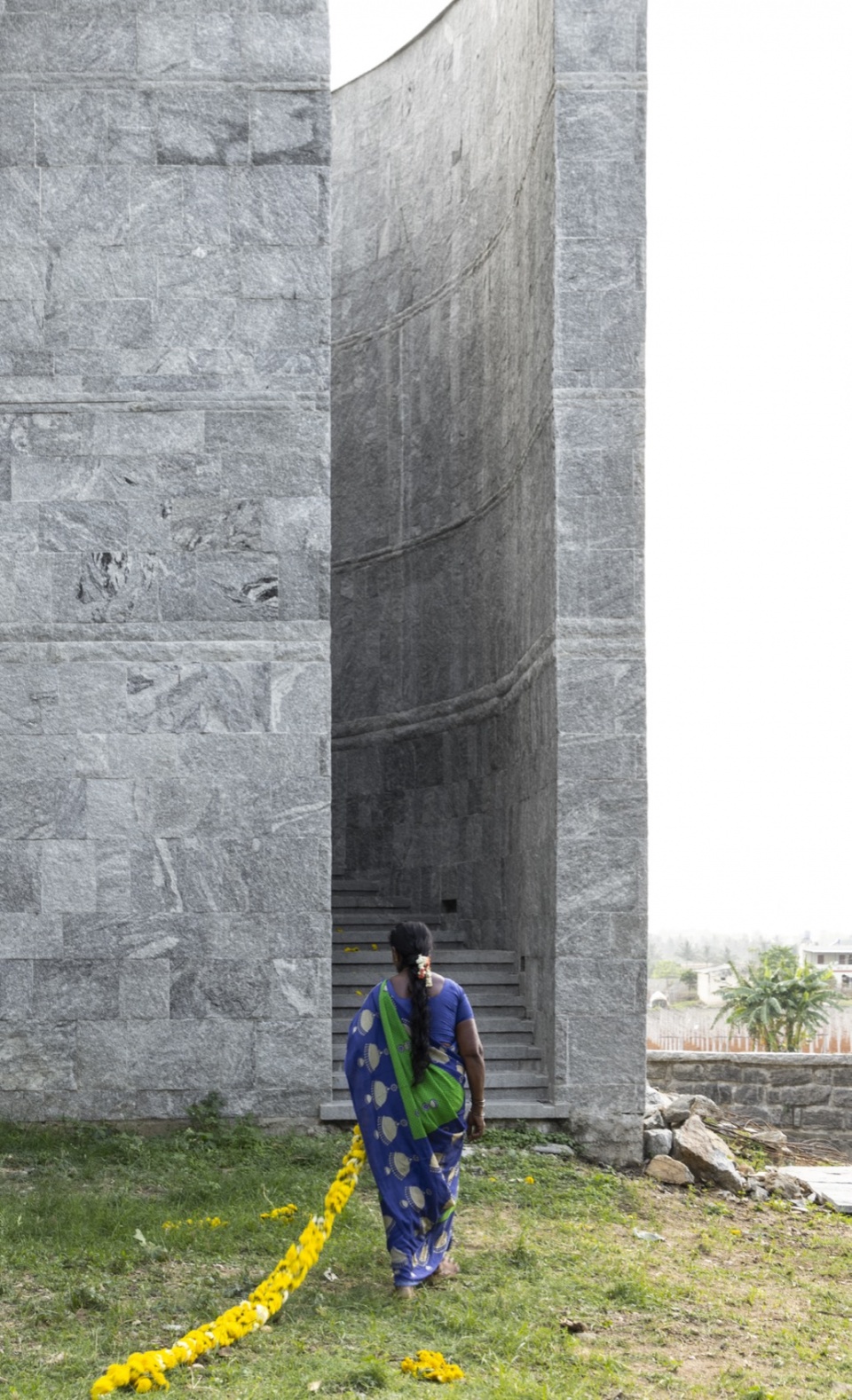 one tree hill by samira rathod design atelier