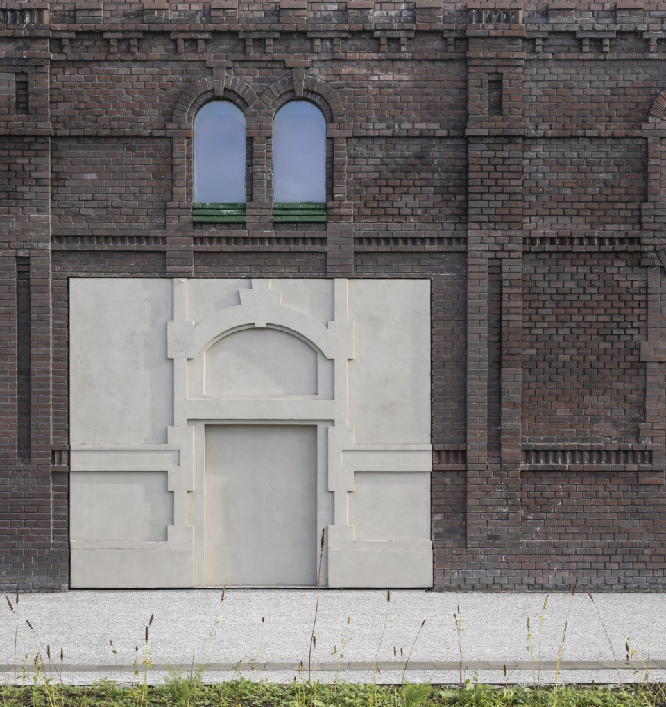 plato contemporary art gallery by kwk promes