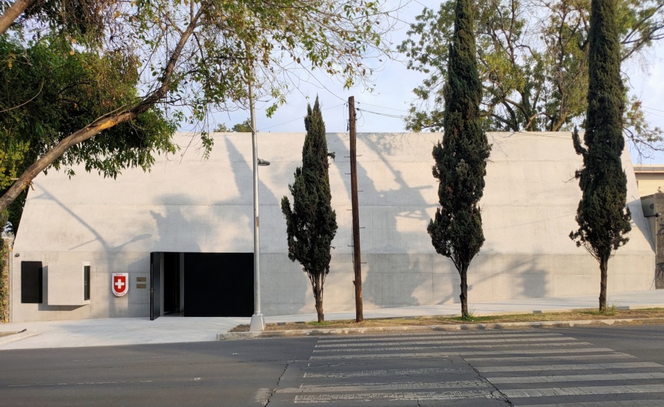 swiss residence in mexico city by fhv