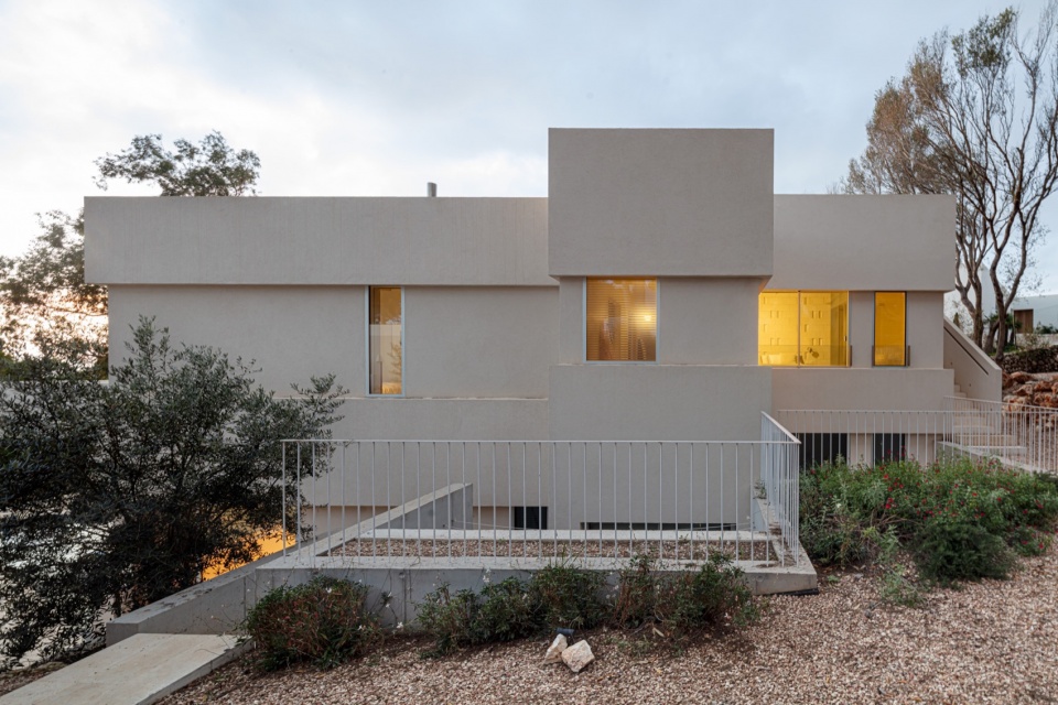 Bundle House by NOMO STUDIO
