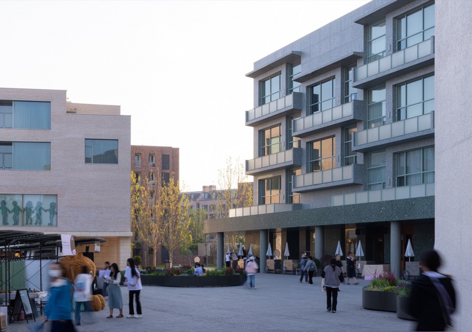 youyi bay community mi casa su casa club hotel and juanzong apartment by genarchitects