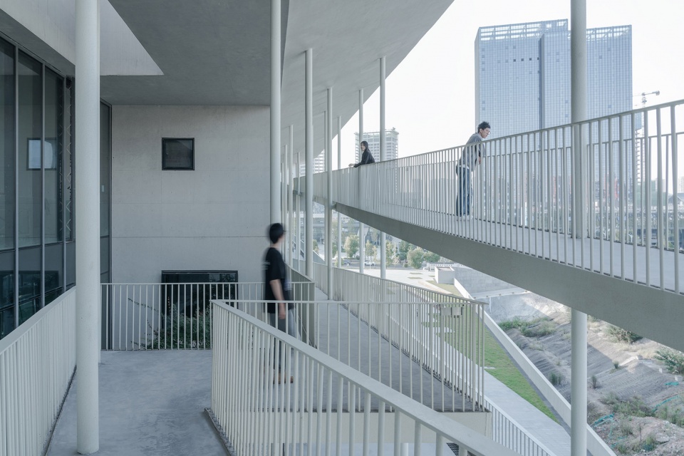 mango malashan cultural plaza by regional studio