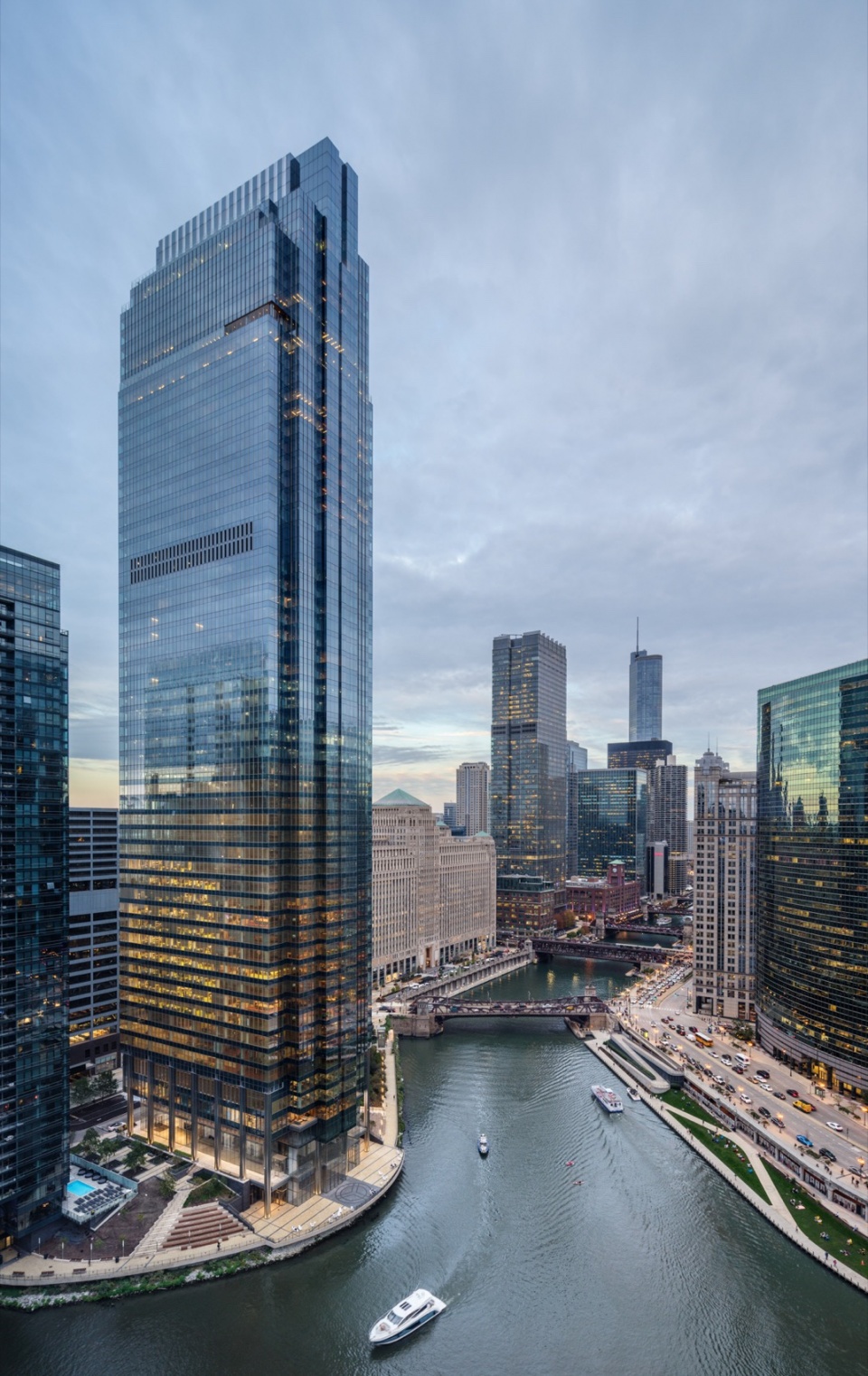 salesforce tower chicago by pelli clarke partners