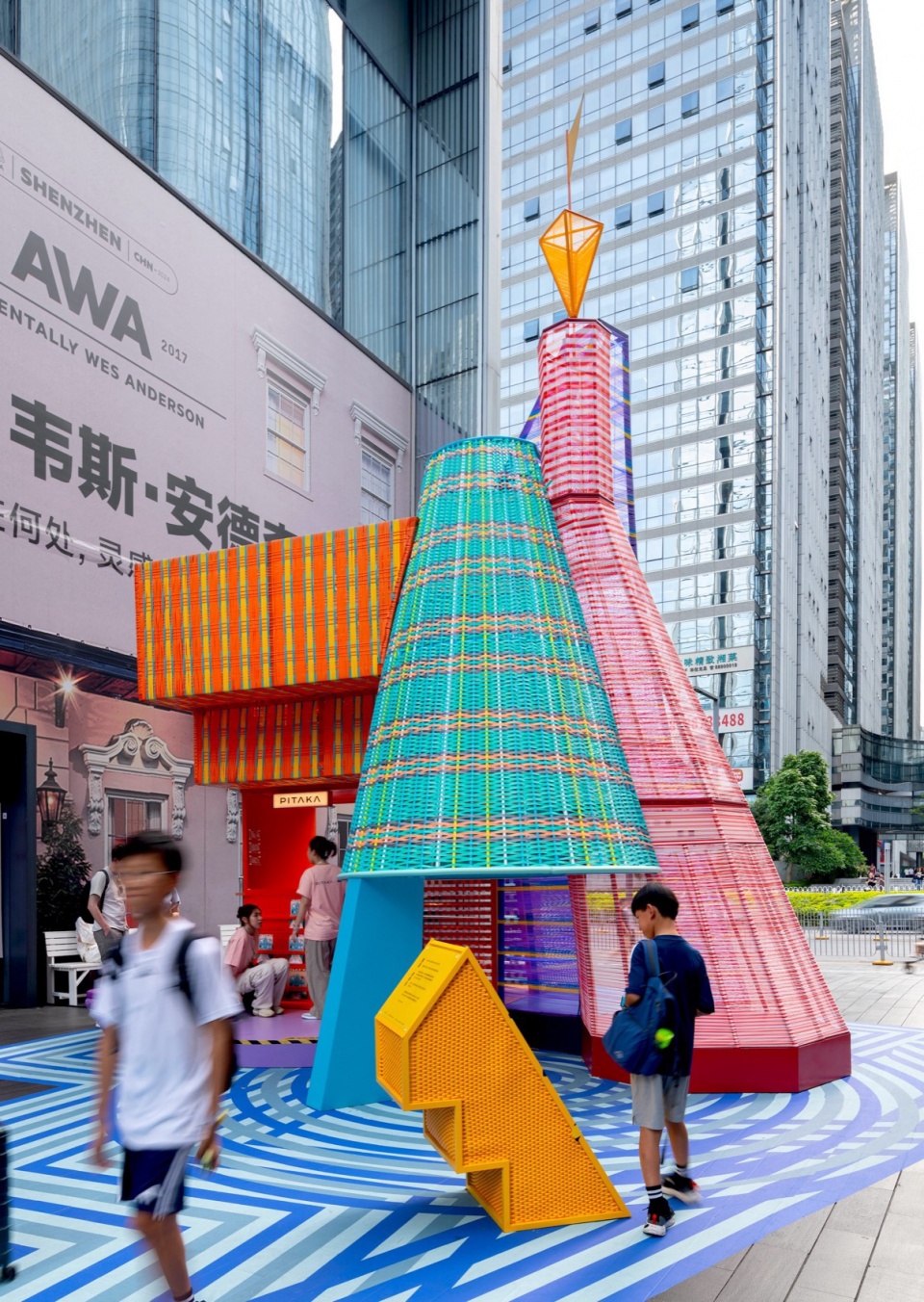 将城市肌理与景观抽象呈现的“编织城市 织梦屋”装置 © 大星吉子 摄影:胡康榆 woven city the house of dream
