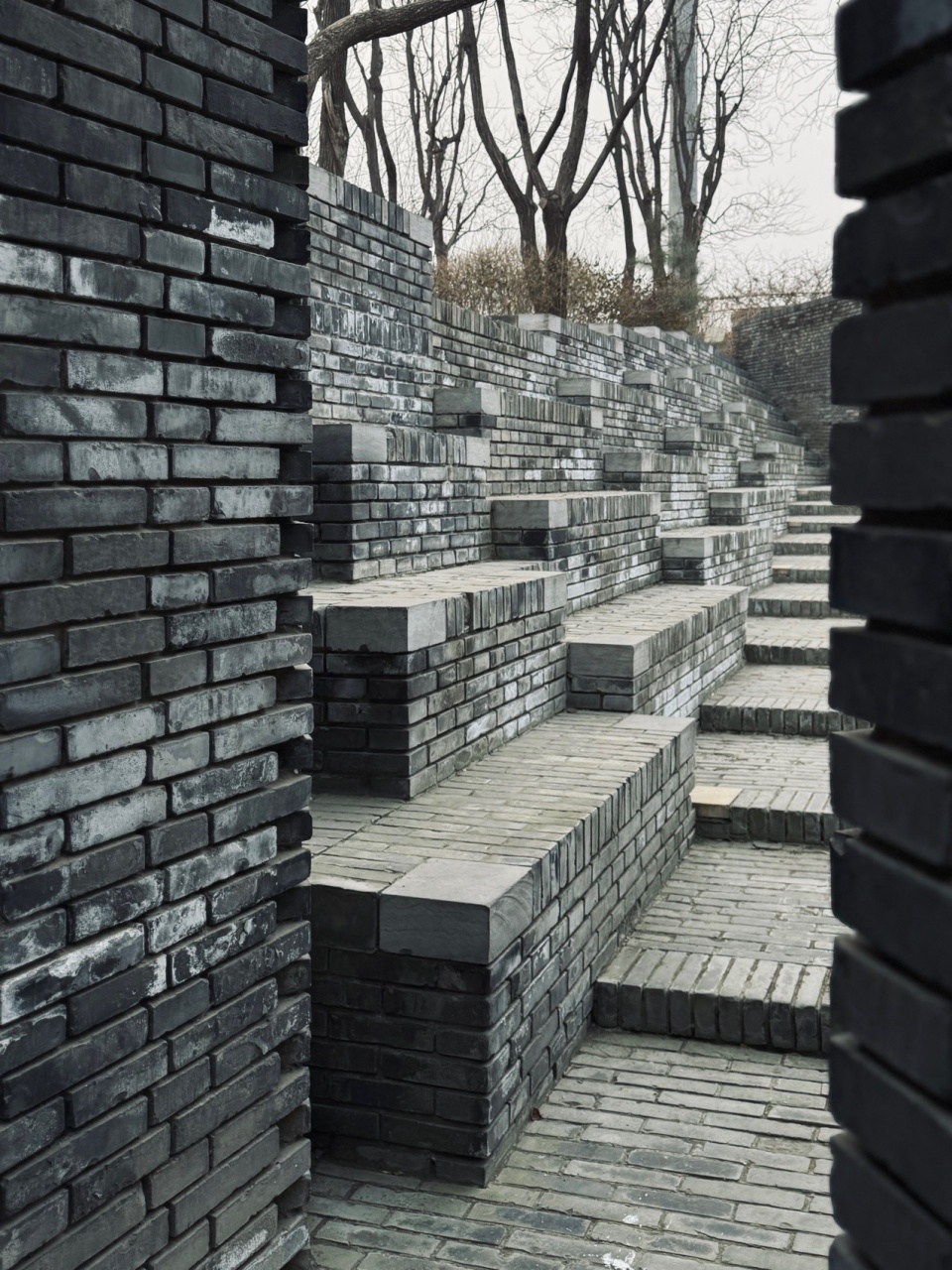 red brick art museum by dong yugan