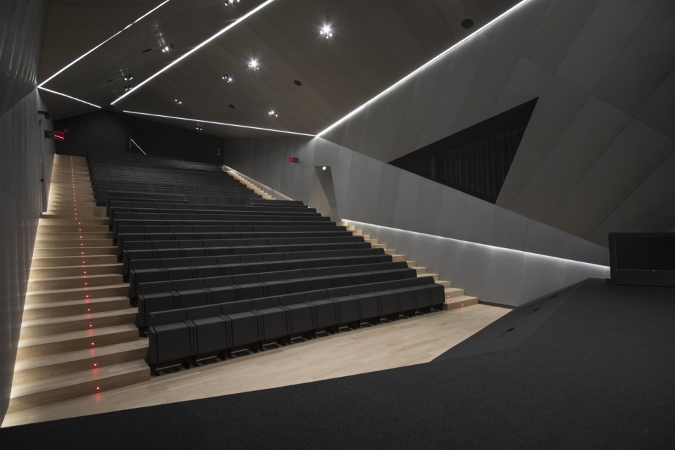 The Sidera by tissellistudioarchitetti