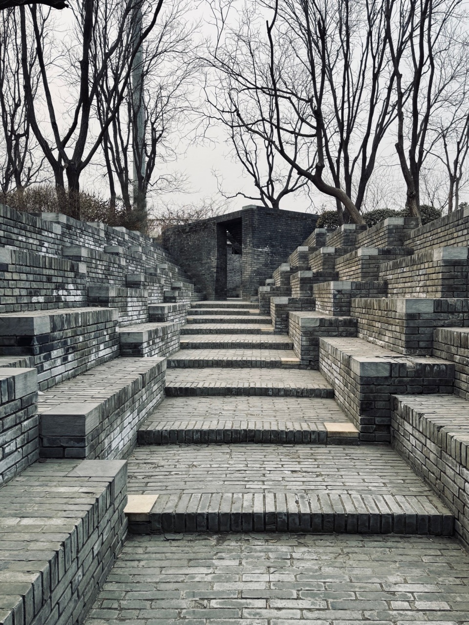red brick art museum by dong yugan