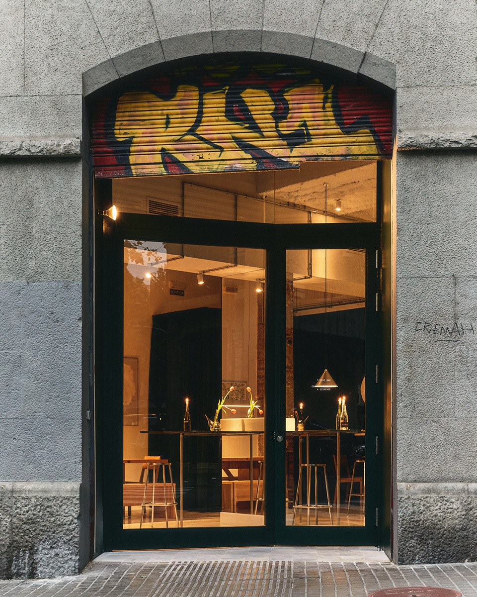 tiberi bar by h3o architects
