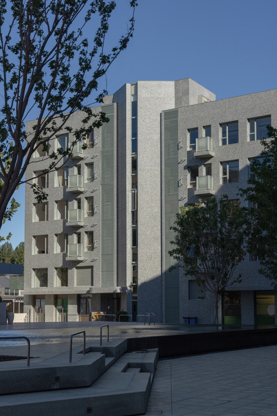 youyi bay community mi casa su casa club hotel and juanzong apartment by genarchitects