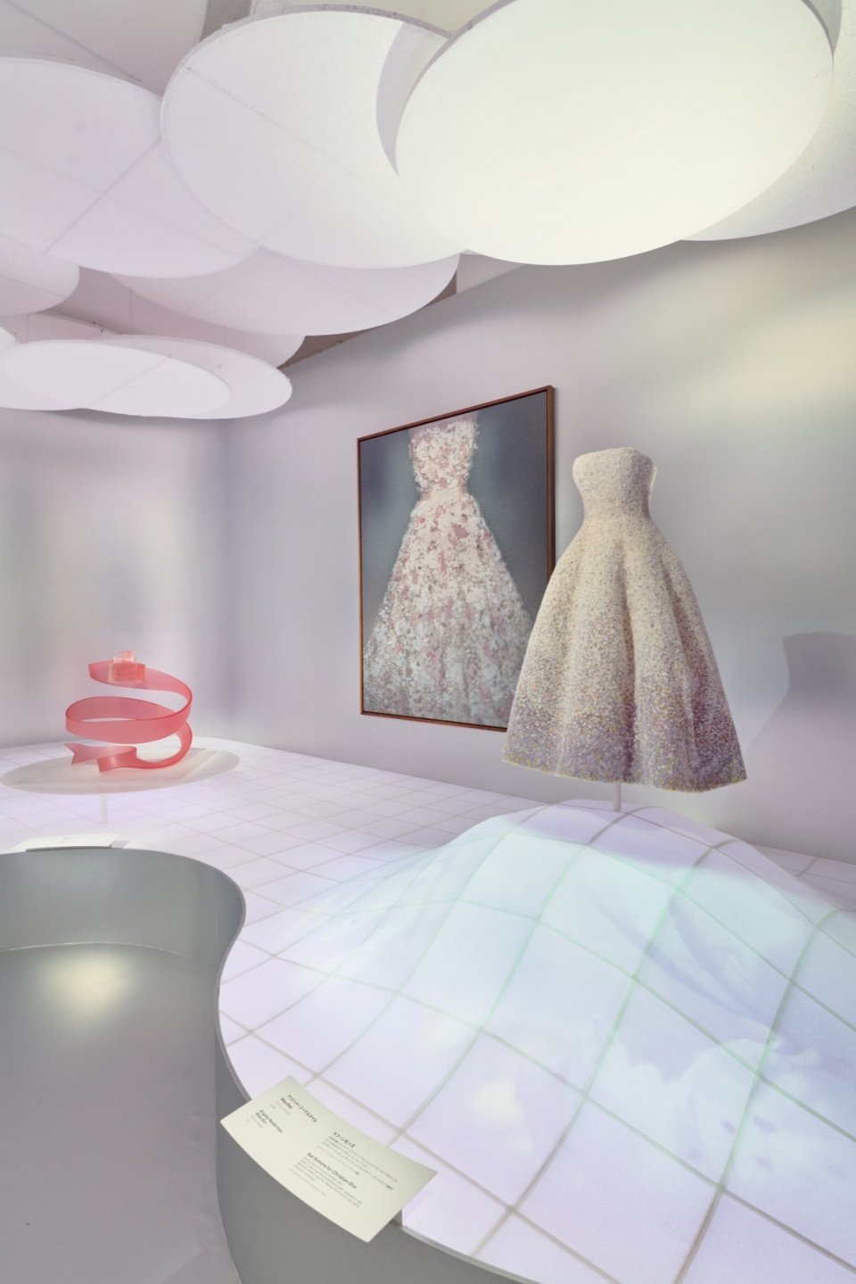miss dior exhibition by oma