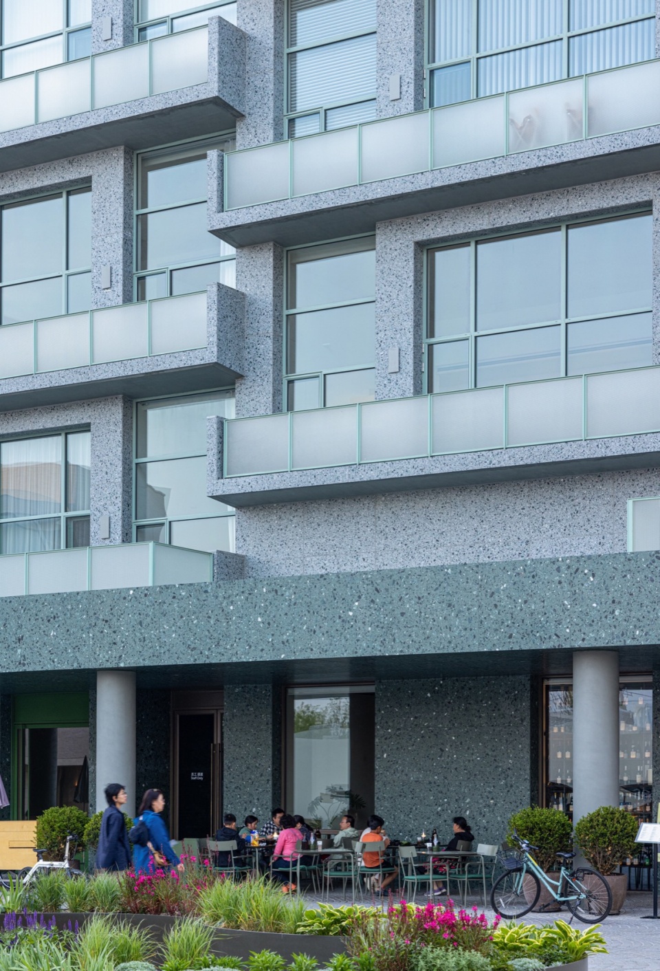 youyi bay community mi casa su casa club hotel and juanzong apartment by genarchitects