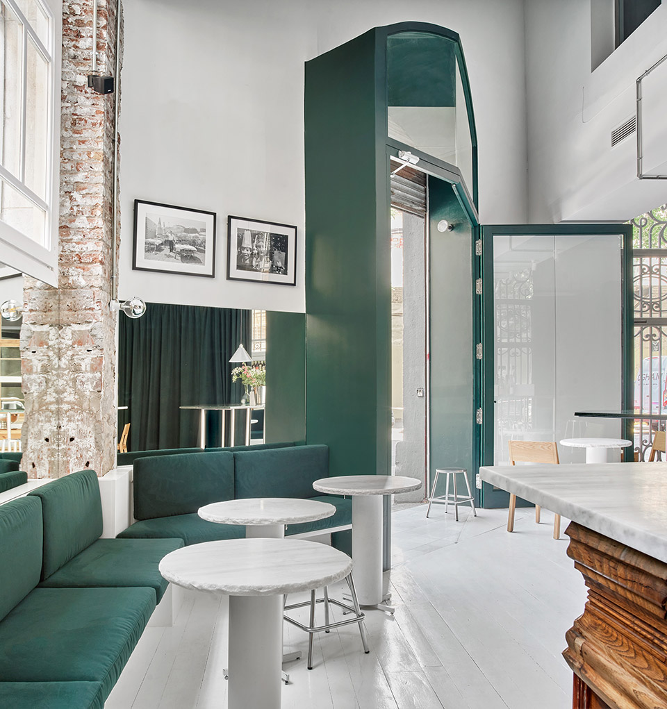 tiberi bar by h3o architects