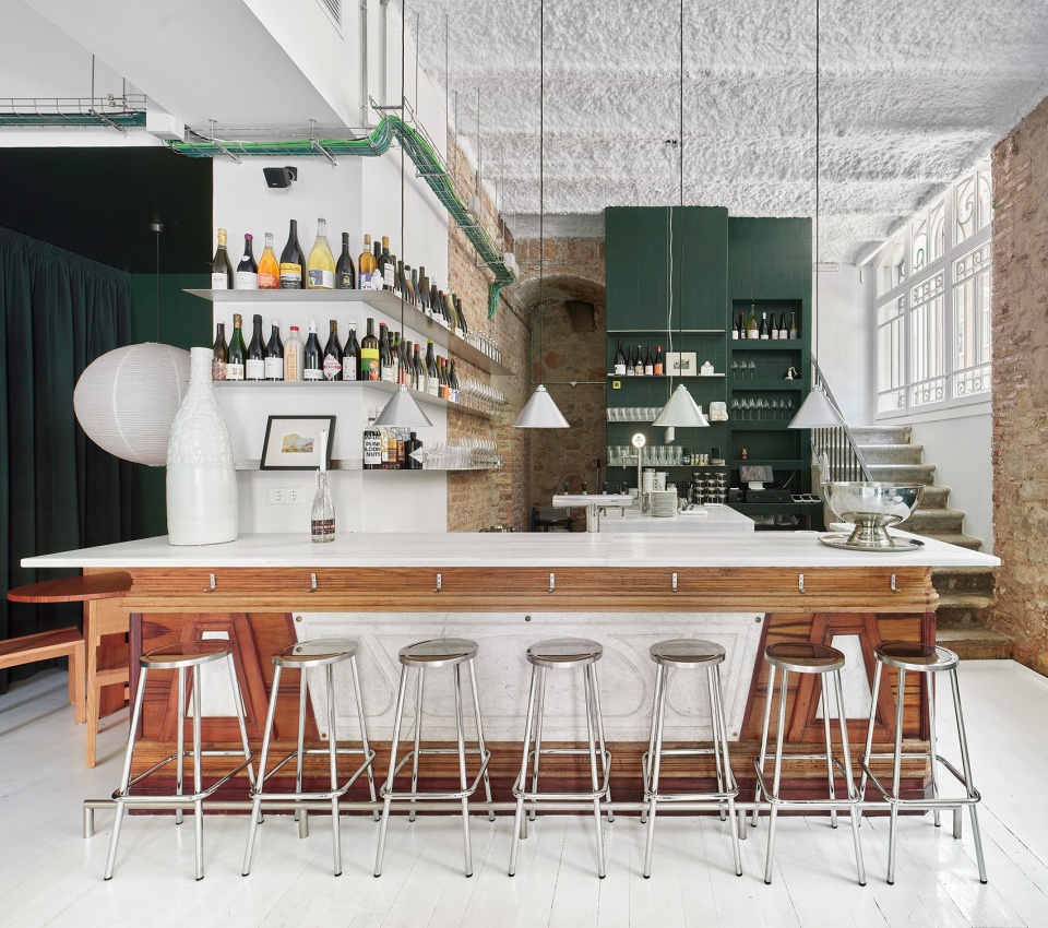 tiberi bar by h3o architects