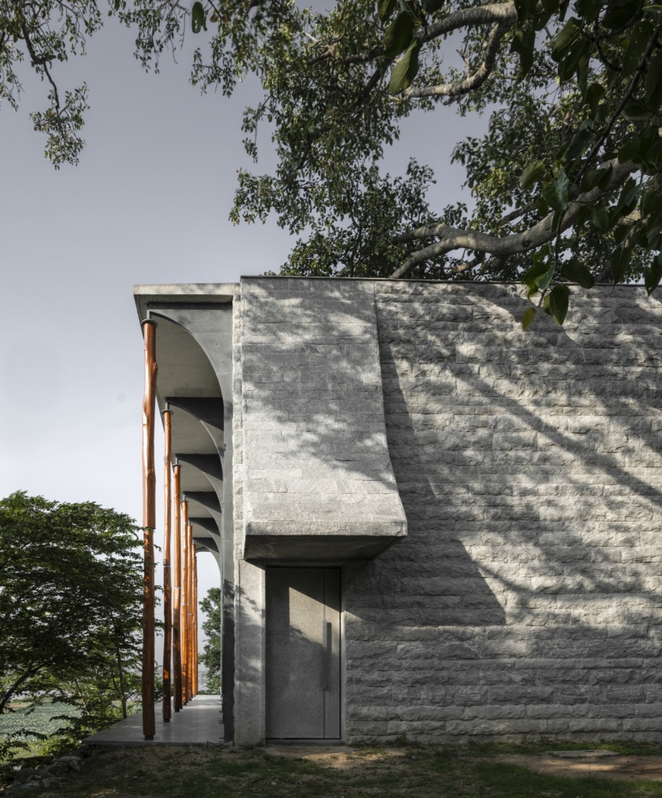 one tree hill by samira rathod design atelier