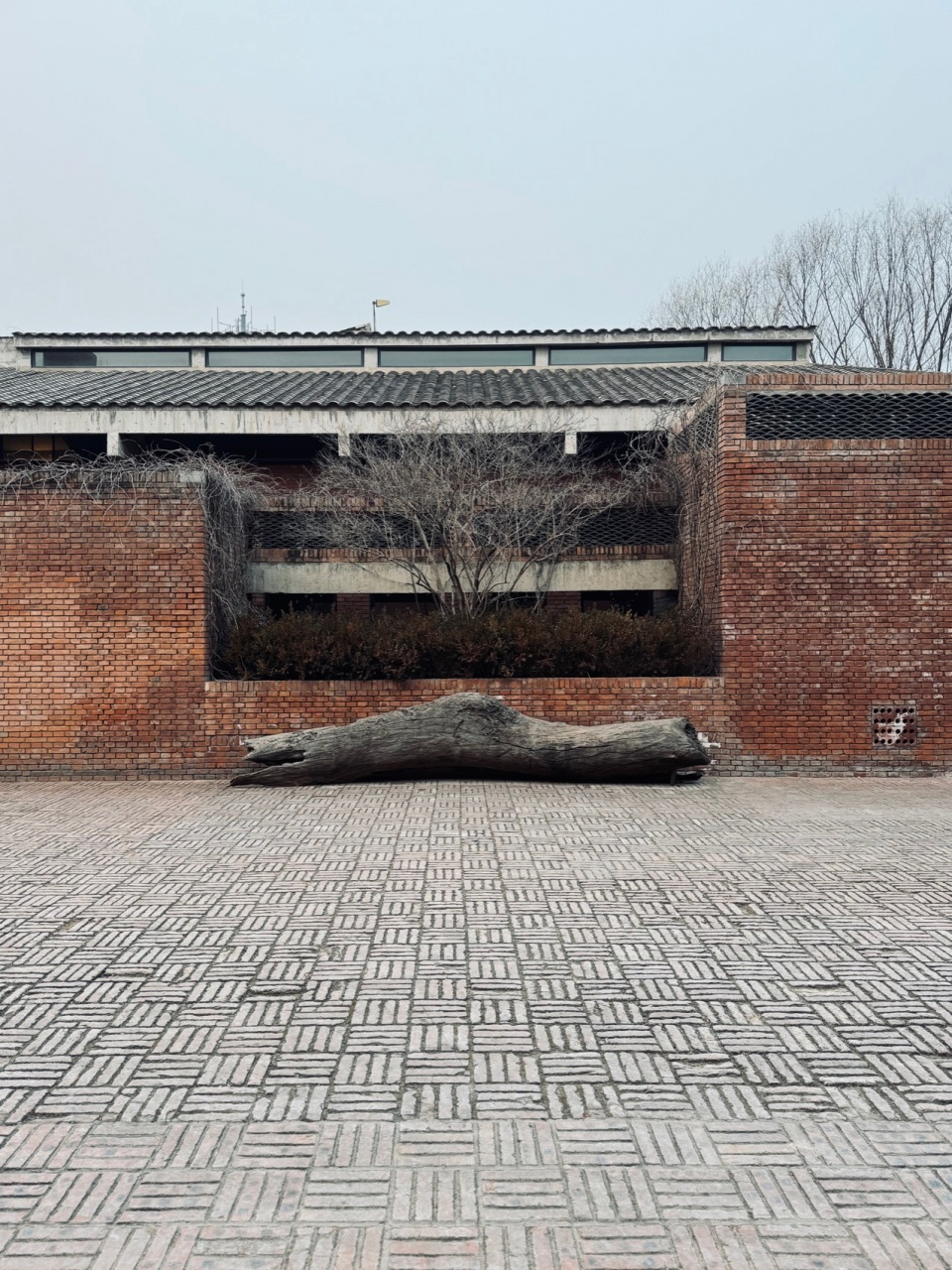 red brick art museum by dong yugan