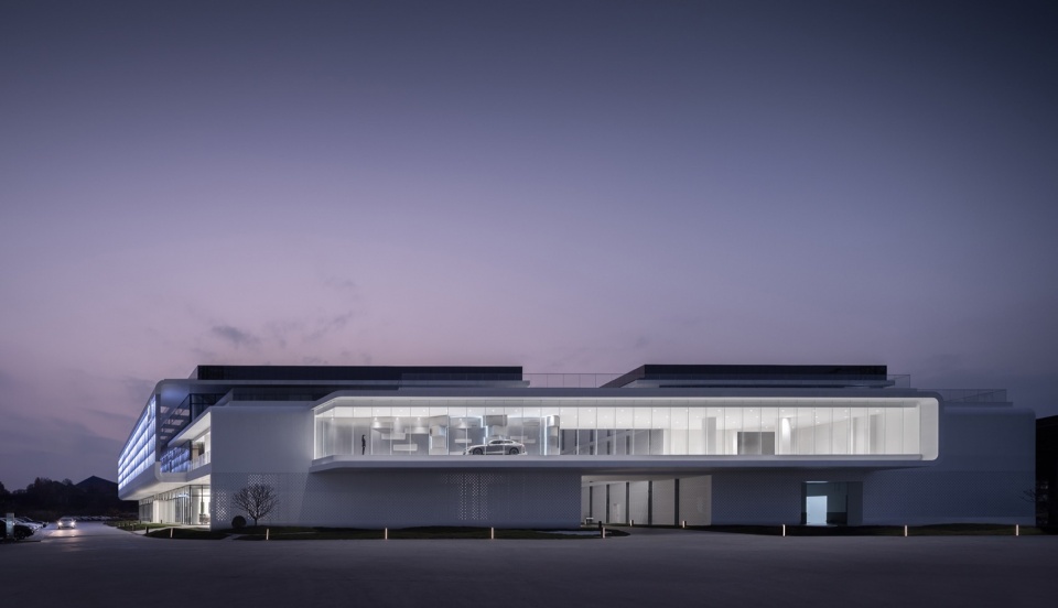 bmw foshan baochuang center by archihope uk ltd