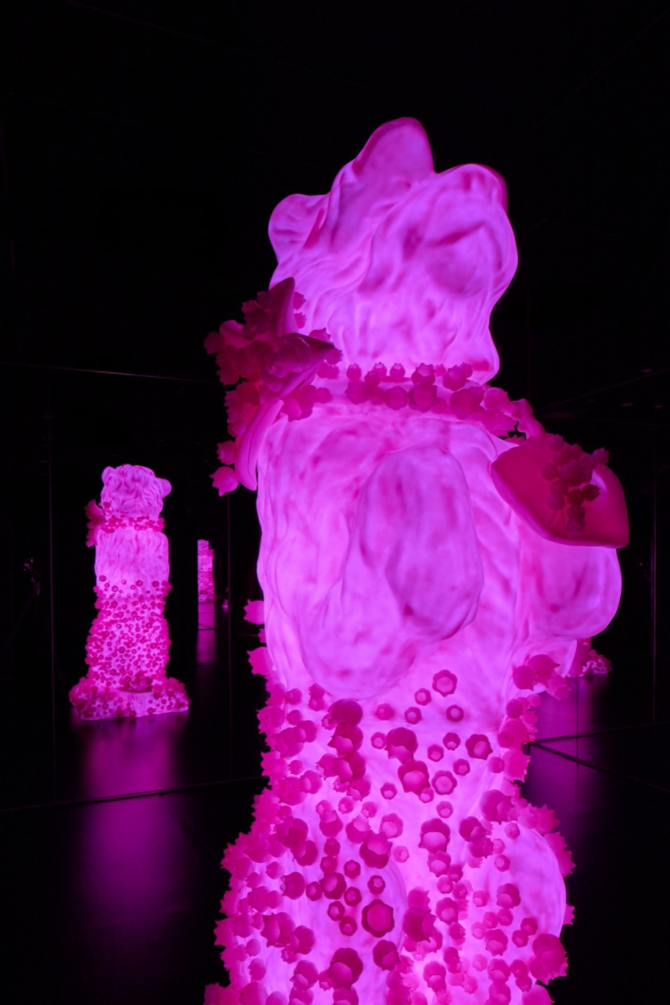 miss dior exhibition by oma