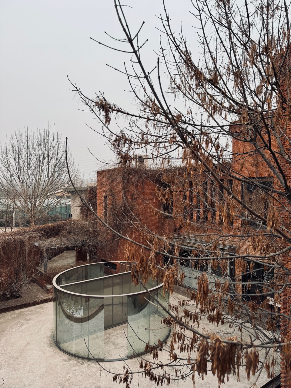 red brick art museum by dong yugan