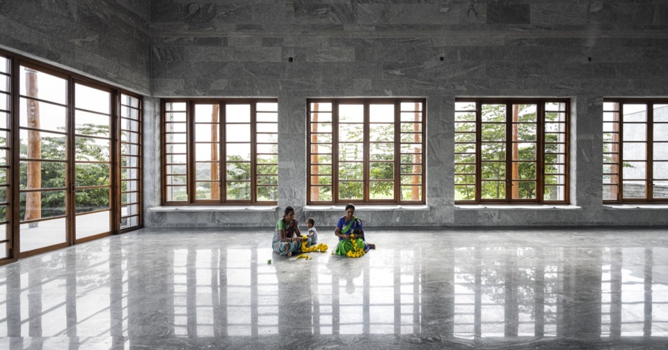one tree hill by samira rathod design atelier