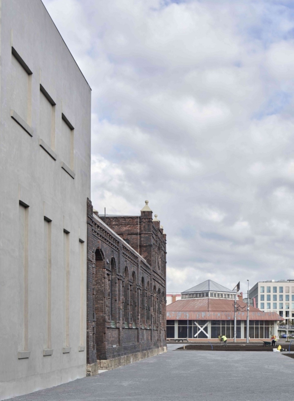 plato contemporary art gallery by kwk promes